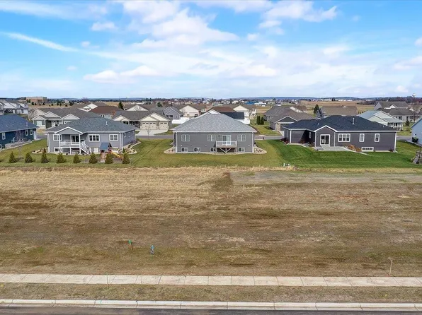 2025 Mulberry St #117, Sauk City, WI 53583