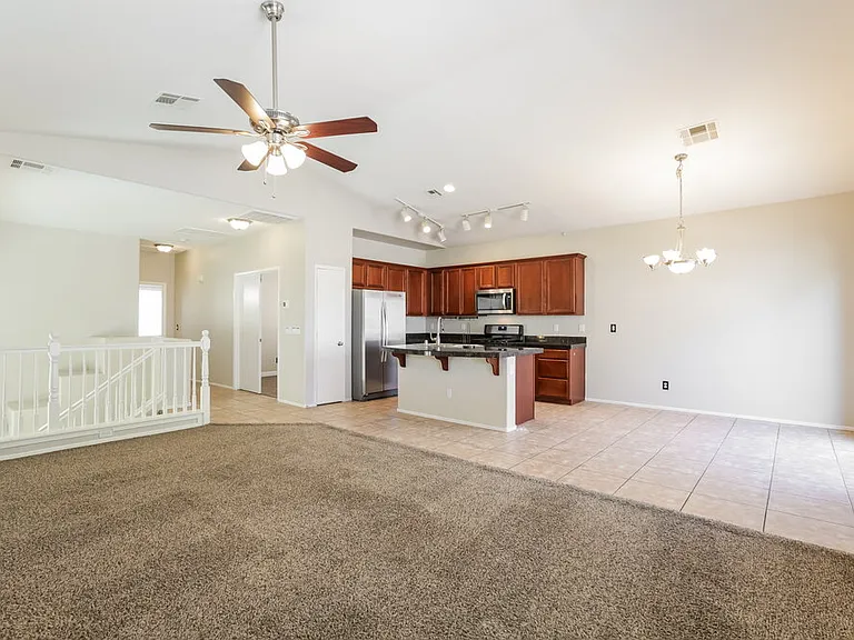 9124 Black Elk Ave — Photo 5