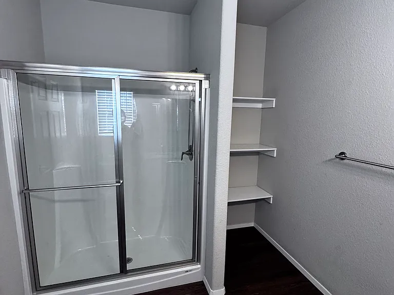 603 Woodcreek Loop — Photo 10