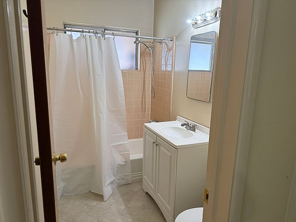 2nd image of 330 E Fairview Ave APT 3