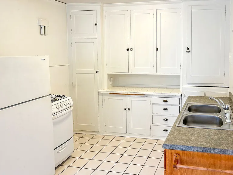 Grand Heritage Apartments — Photo 14