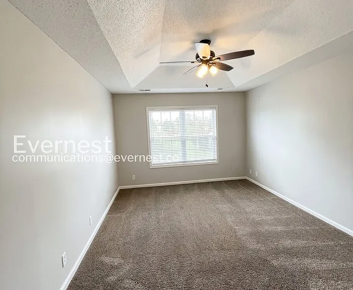 1035 Summerhaven Rd — Photo 15