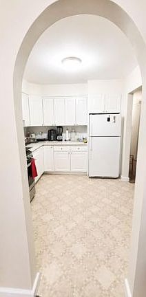 2nd image of 9206 242nd St