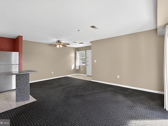 4th image of 601 Horseshoe Dr #601