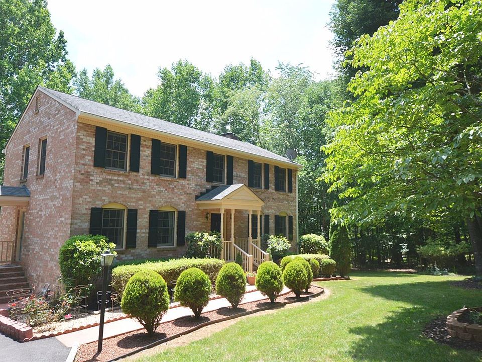 1st image of 200 Merrywood Dr