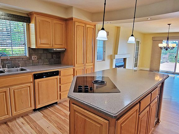 5th image of 15723 Highland Point Way