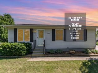 4270 Zander Dr, Bay City, MI 48706