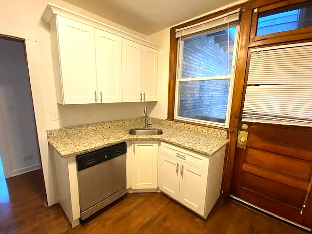 3400 N Nagle Ave #1S — Photo 3