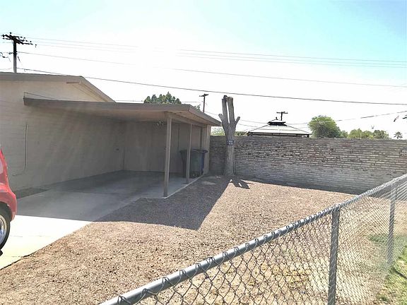 2nd image of 2581 S Carol Ave