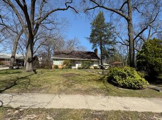 1615 Mackinaw Rd SE, East Grand Rapids, MI 49506