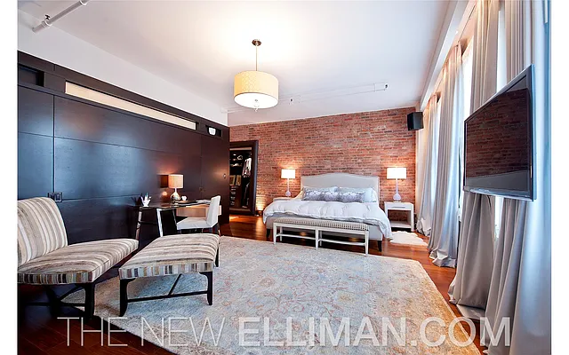 Sold by Douglas Elliman | media 14