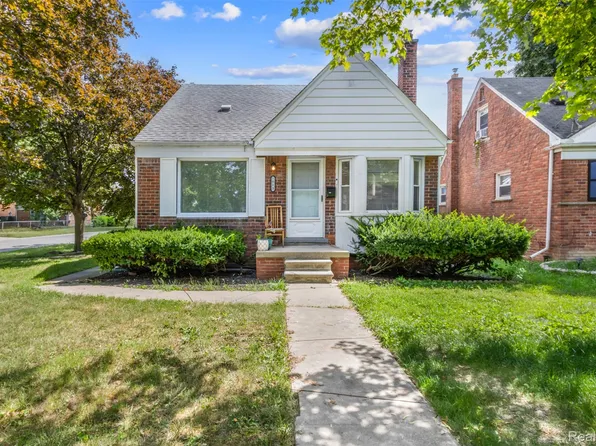 1013 Arlington St, Inkster, MI 48141