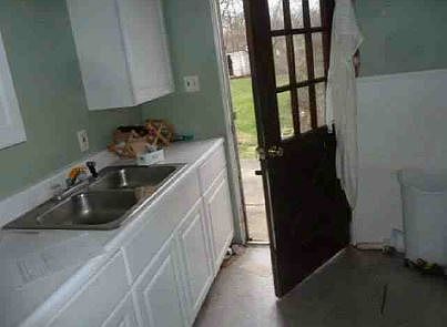 5th image of 3109 Ogden Dr