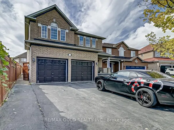 3 Mario St, Brampton, ON L6P 1N1
