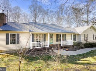5220 Surrey Ct, Huntingtown, MD 20639