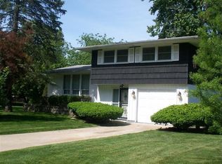 5700 Pennsylvania St, Merrillville, IN 46410