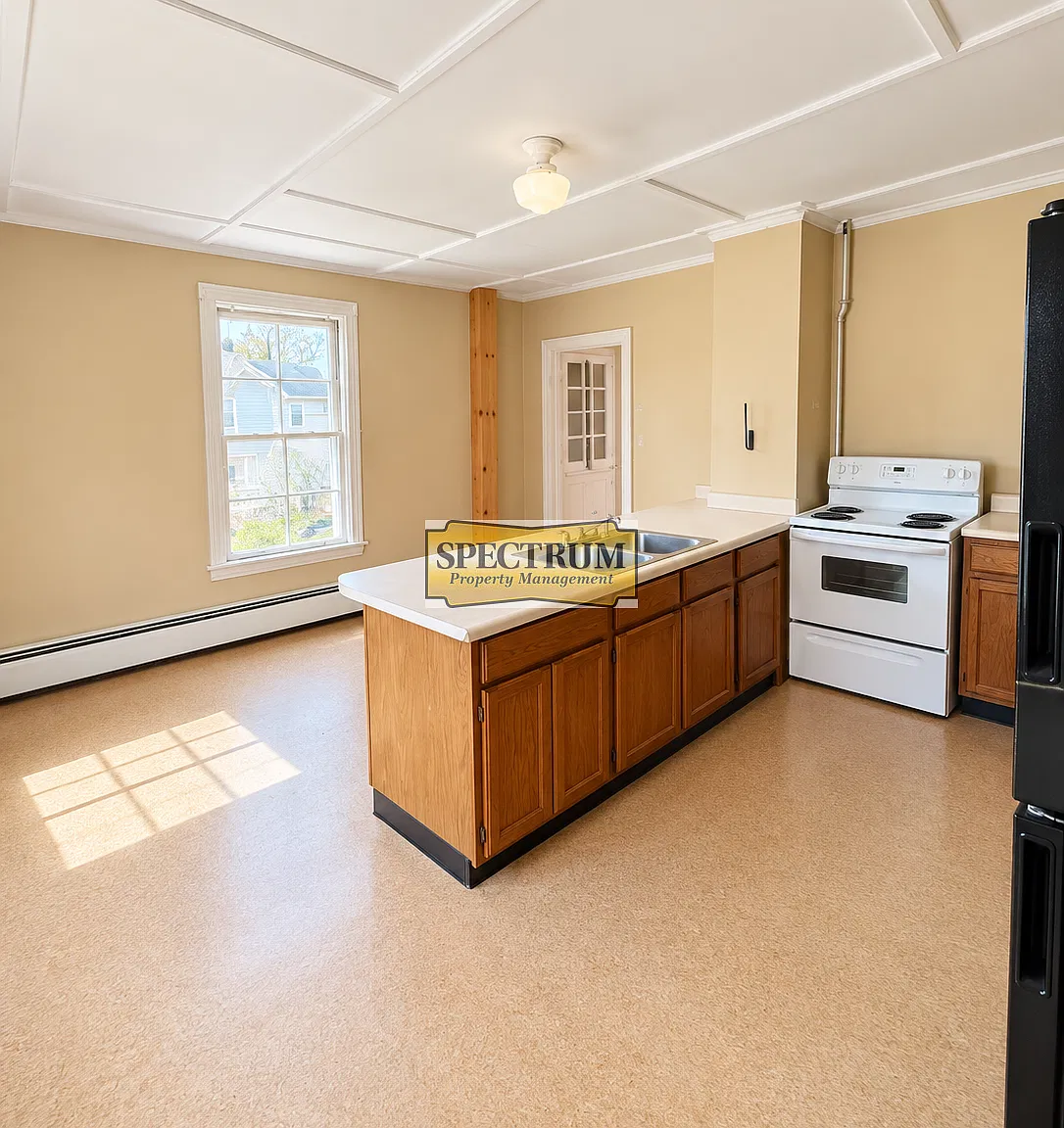 2 bed, $1,100 — Photo 1