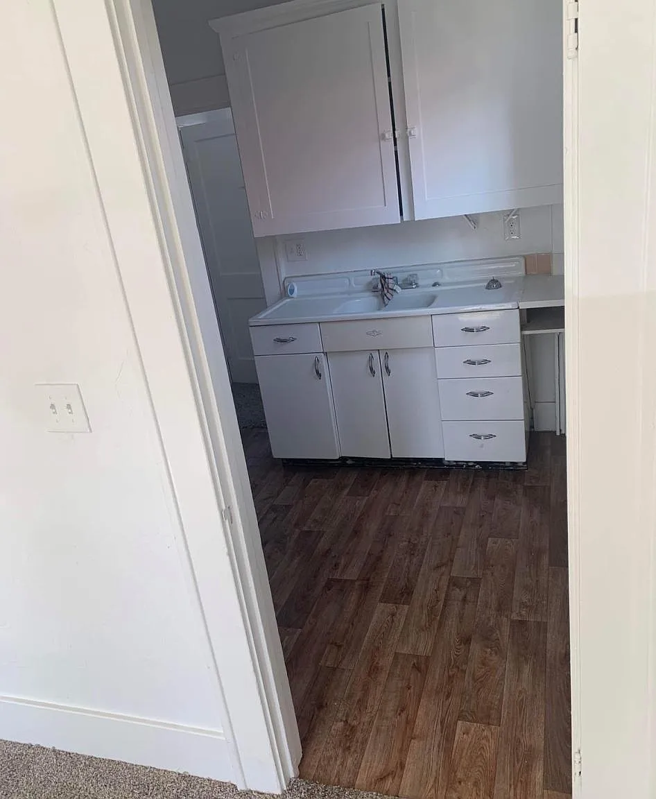 1 bed, 750 sqft, $550 — Photo 4