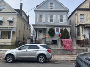 152 Jacques St, Elizabeth City, NJ 07201