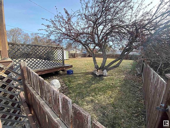 3rd image of 5801 50th St
