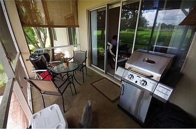 5th image of 16361 Malibu Dr