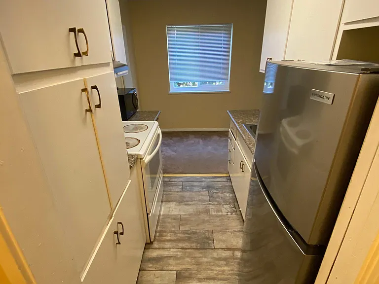 2533 Hillegass Ave #105 — Photo 12