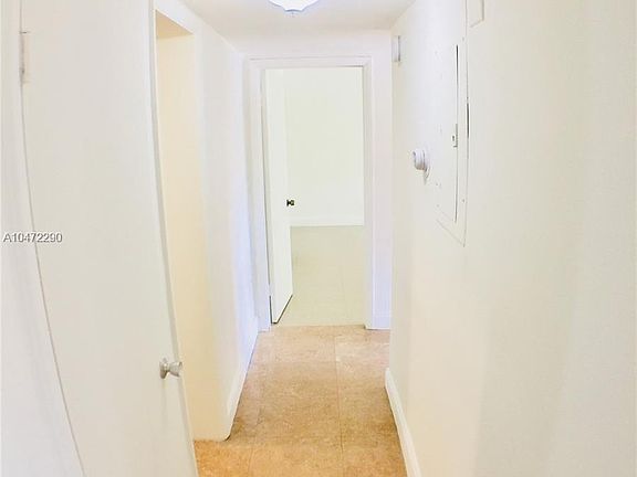 4th image of 11855 NE 19th Dr APT 23