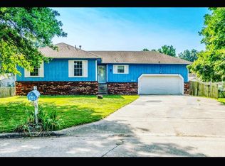 2112 S Lexington Ave, Springfield, MO 65807