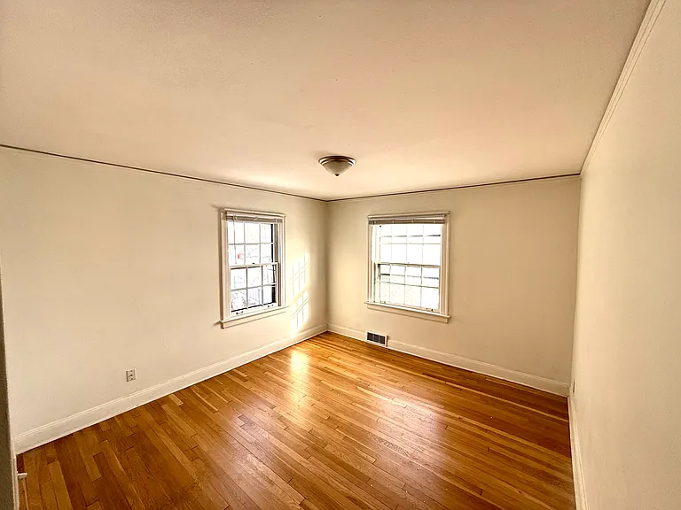 222 S 21st Ave E #1 — Photo 4
