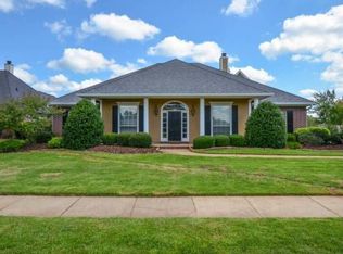6025 Parliament Dr, Bossier City, LA 71111