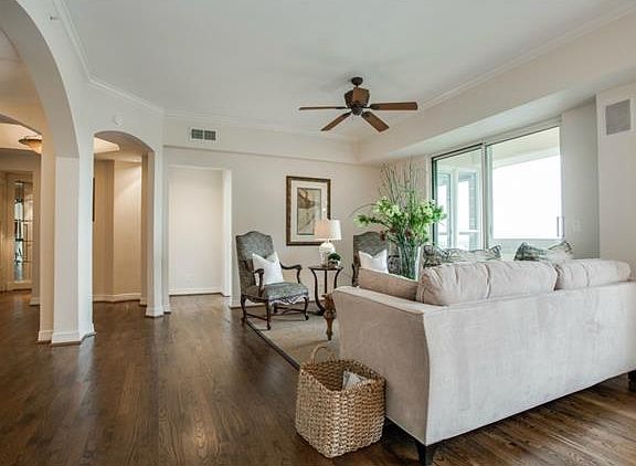 5th image of 3401 Lee Pkwy APT 1706