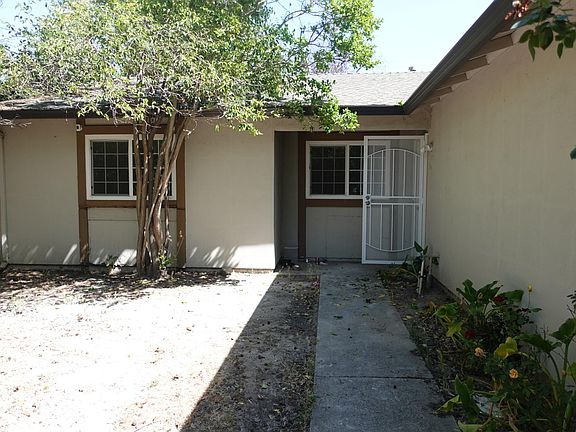 2nd image of 7436 Larchmont Dr