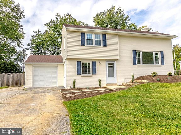2nd image of 5 Mason Ct