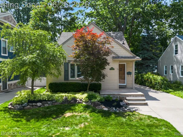 618 S Gainsborough Ave, Royal Oak, MI 48067