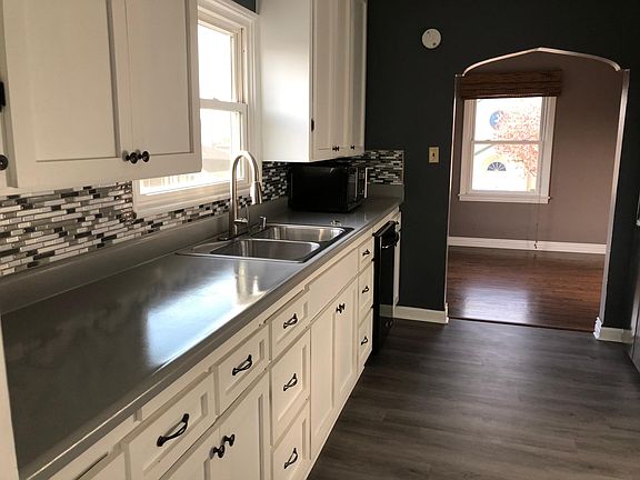 3rd image of 351 Eucalyptus Ave #0