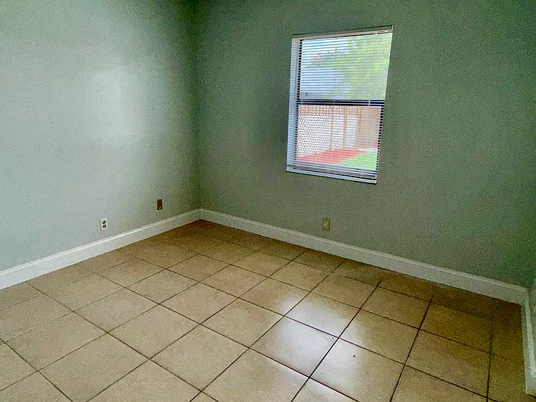 9392 Affirmed Ln — Photo 4