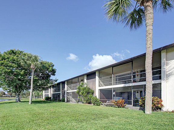 4th image of 2125 Golf Isle Dr APT 1421