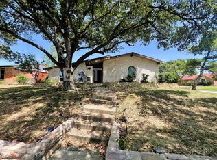 3100 Chestnut Rd, Carrollton, TX 75007