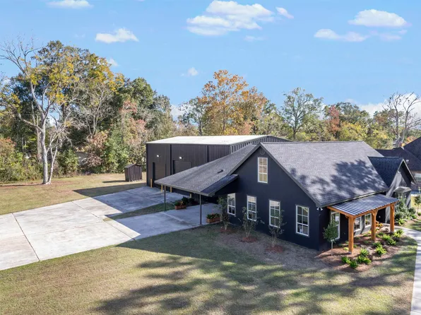 14224 Tiggy Duplessis Rd, Gonzales, LA 70737