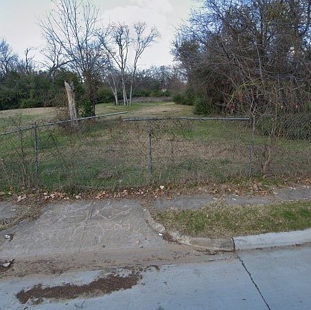 1st image of 3001 Marburg St