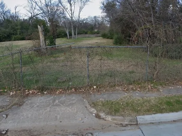 3001 Marburg St, Dallas, TX 75215