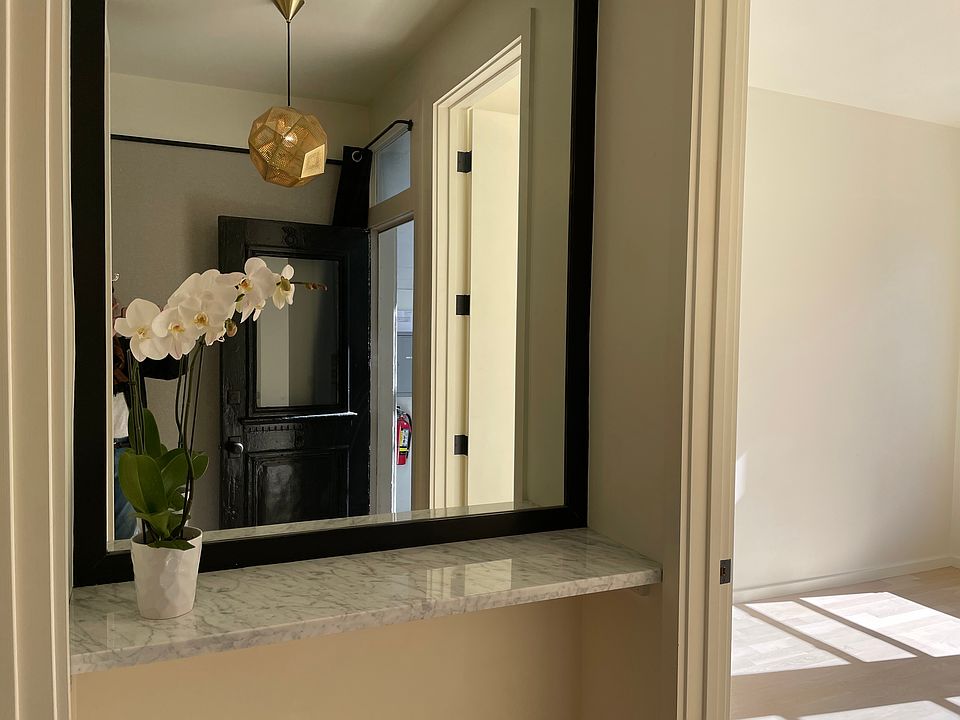 1st image of 58 Woodward St #58
