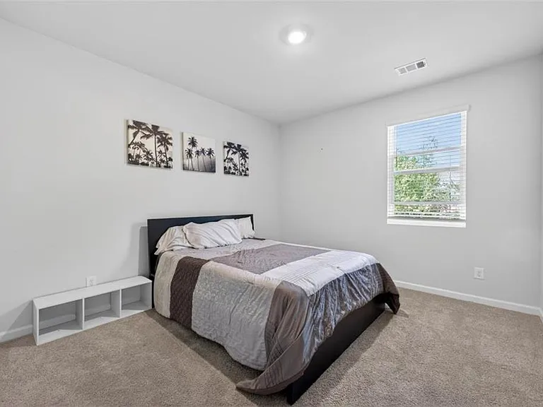 7566 Jennadee Dr — Photo 12