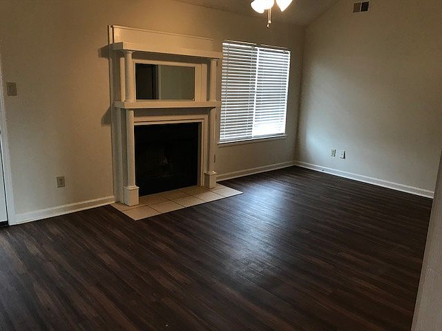 2nd image of 10254 Stephenson Ln