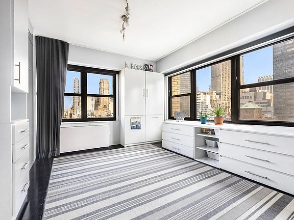 5th image of 160 E 38th St APT 23D
