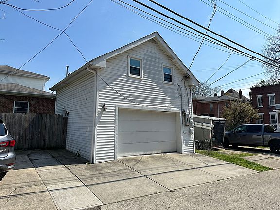 2nd image of 1177 Highland St #1177.5