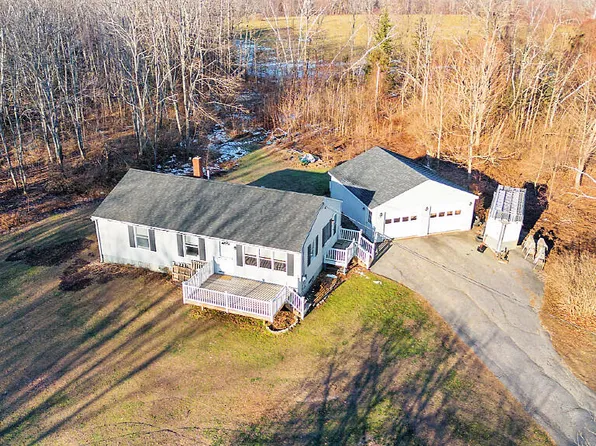 611 Quaker Hill Road, Albion, ME 04910