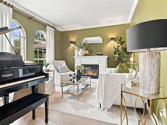 3rd image of 3380 TABREEZE COURT