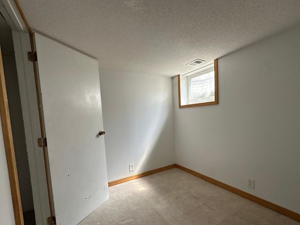 352 E 44th St, Minneapolis, MN 55409