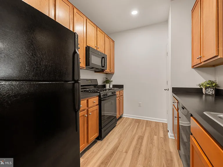 4862 Eisenhower Ave #273 — Photo 14